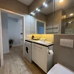 The Grand Martini - 2 Bedrooms, 2 Bathrooms, 2 Parking Places - Wroapart Wroclaw