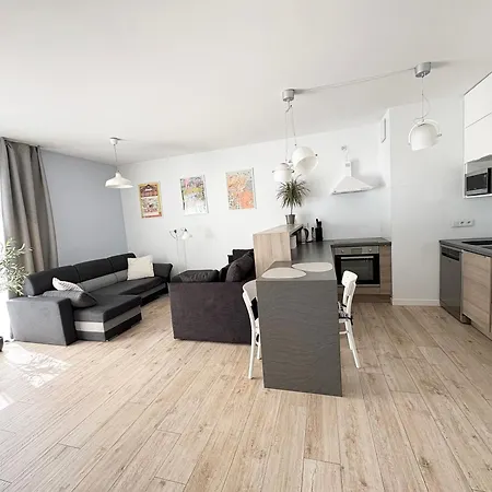 The Grand Martini - 2 Bedrooms, 2 Bathrooms, 2 Parking Places - Wroapart * 브로츠와프