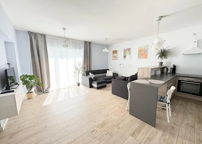 The Grand Martini - 2 Bedrooms, 2 Bathrooms, 2 Parking Places - Wroapart Apartamento